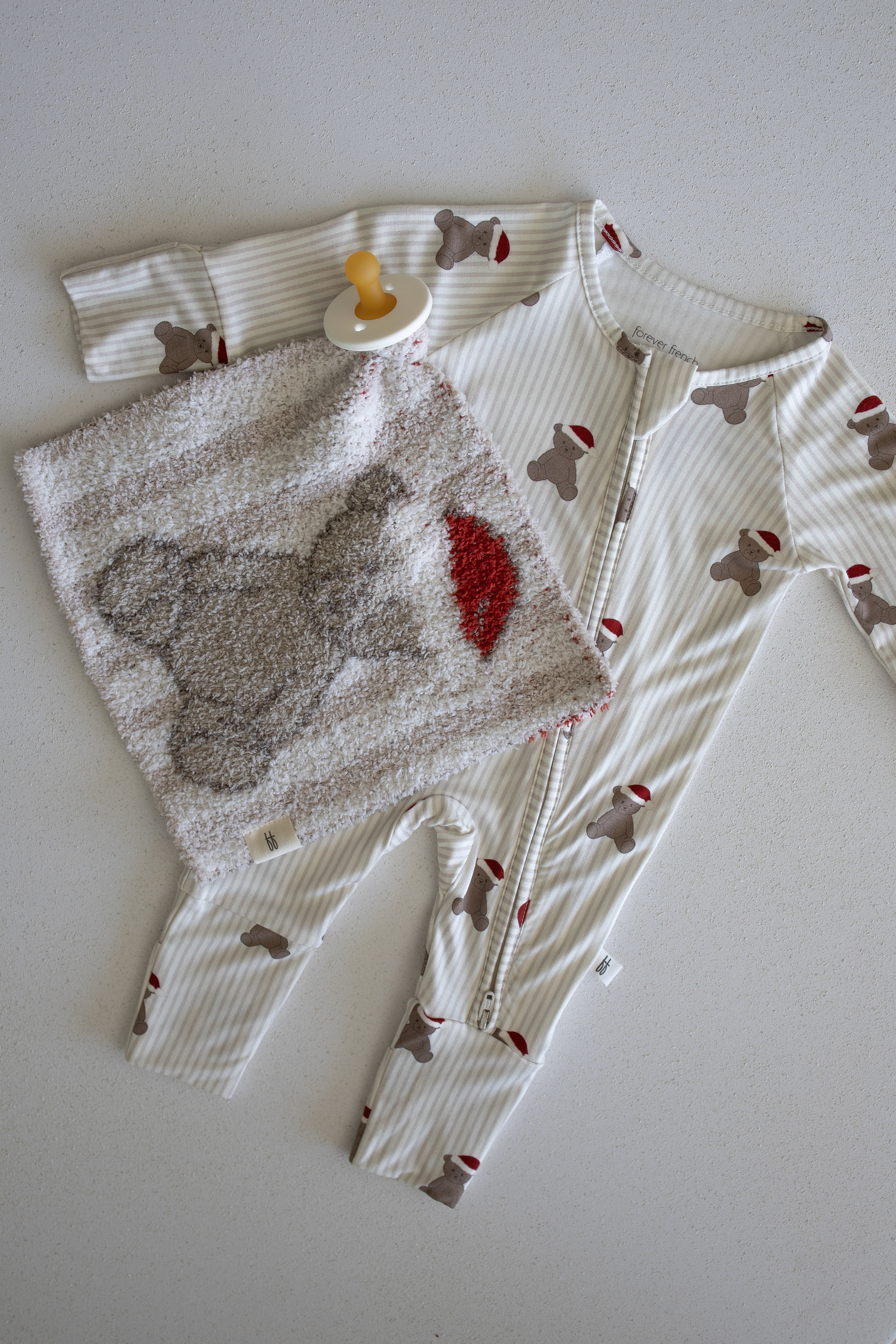 Lovey | Santa Teddy