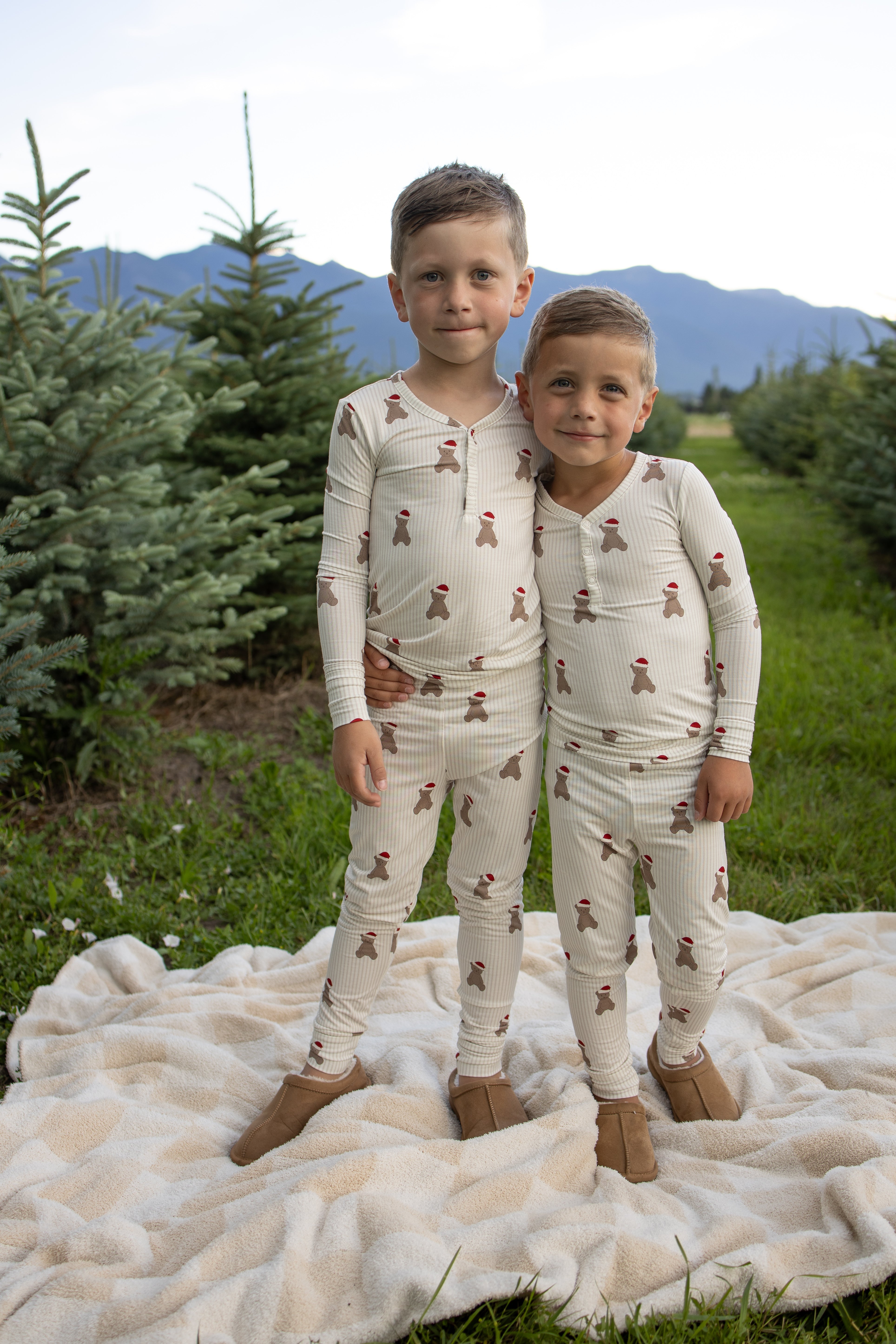Bamboo Two Piece Pajamas | Santa Teddy