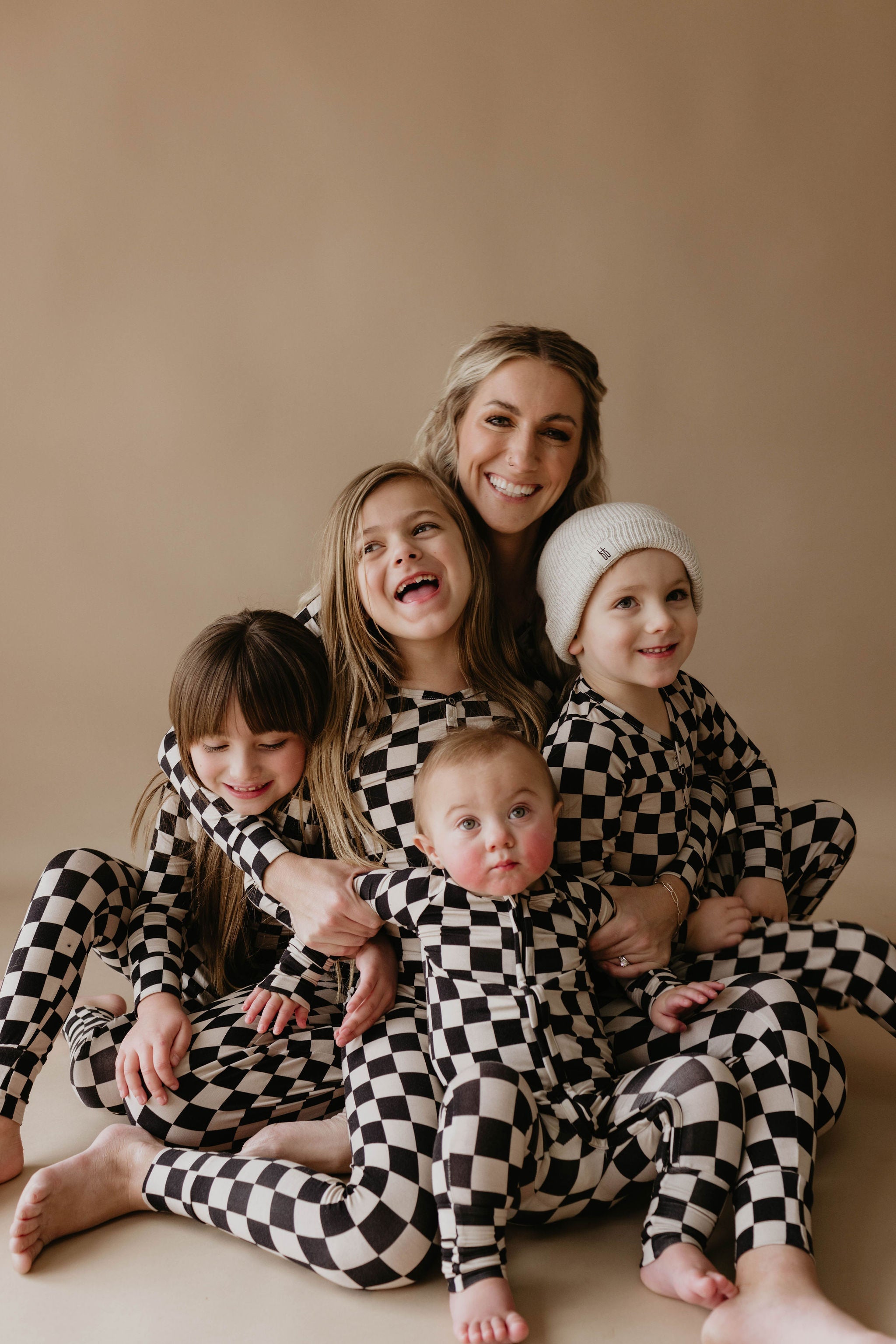 Women's Long Sleeve Bamboo Pajama | Black Checkerboard