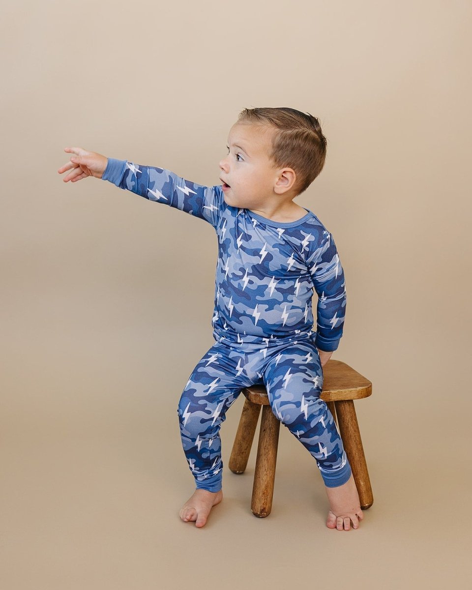 Bamboo Two Piece Set | Blue Camo Bolts - LITTLE RAD THINGS
