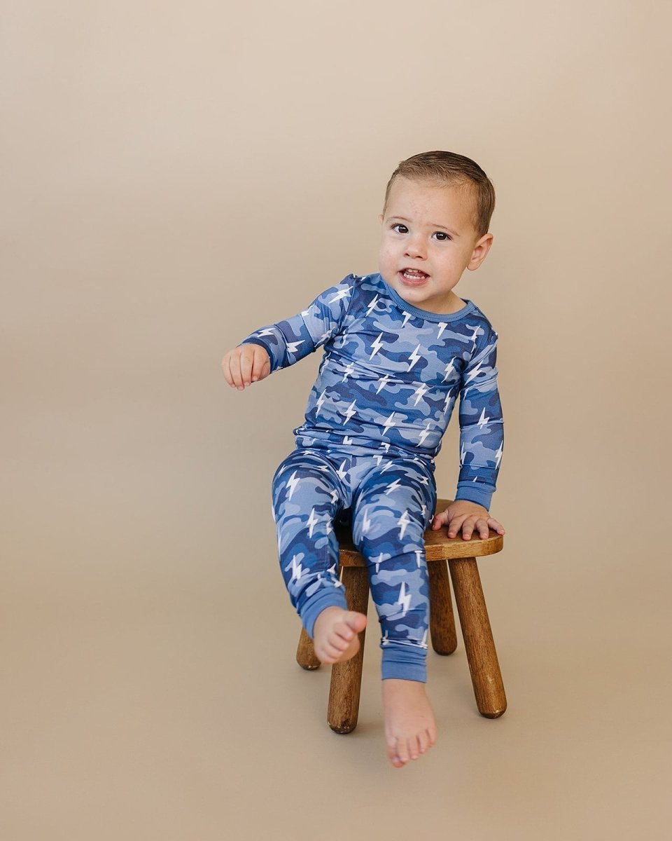 Bamboo Two Piece Set | Blue Camo Bolts - LITTLE RAD THINGS