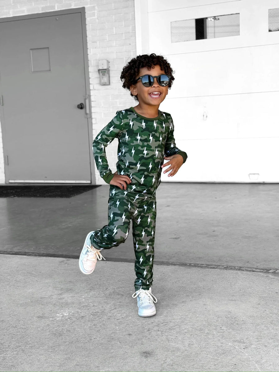 Bamboo Two Piece Set | Green Camo Bolts - LITTLE RAD THINGS