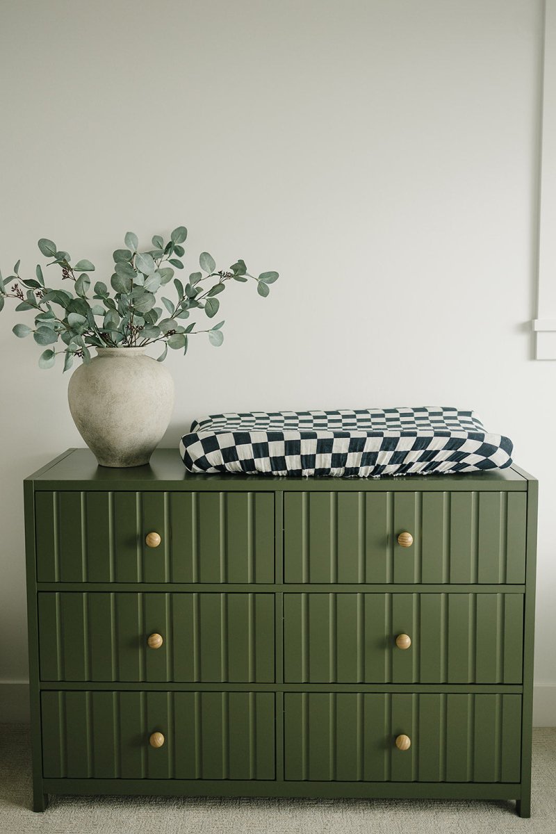 Charcoal Checkered Muslin Changing Pad Cover - LITTLE RAD THINGS