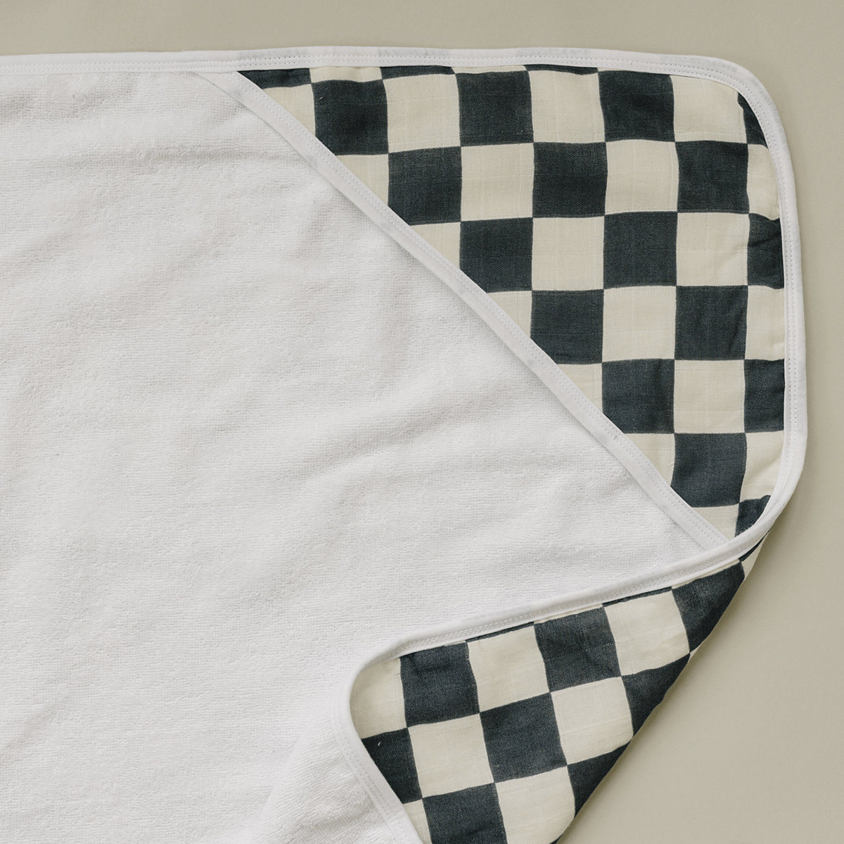 Charcoal Checkered Muslin Hooded Towel - LITTLE RAD THINGS