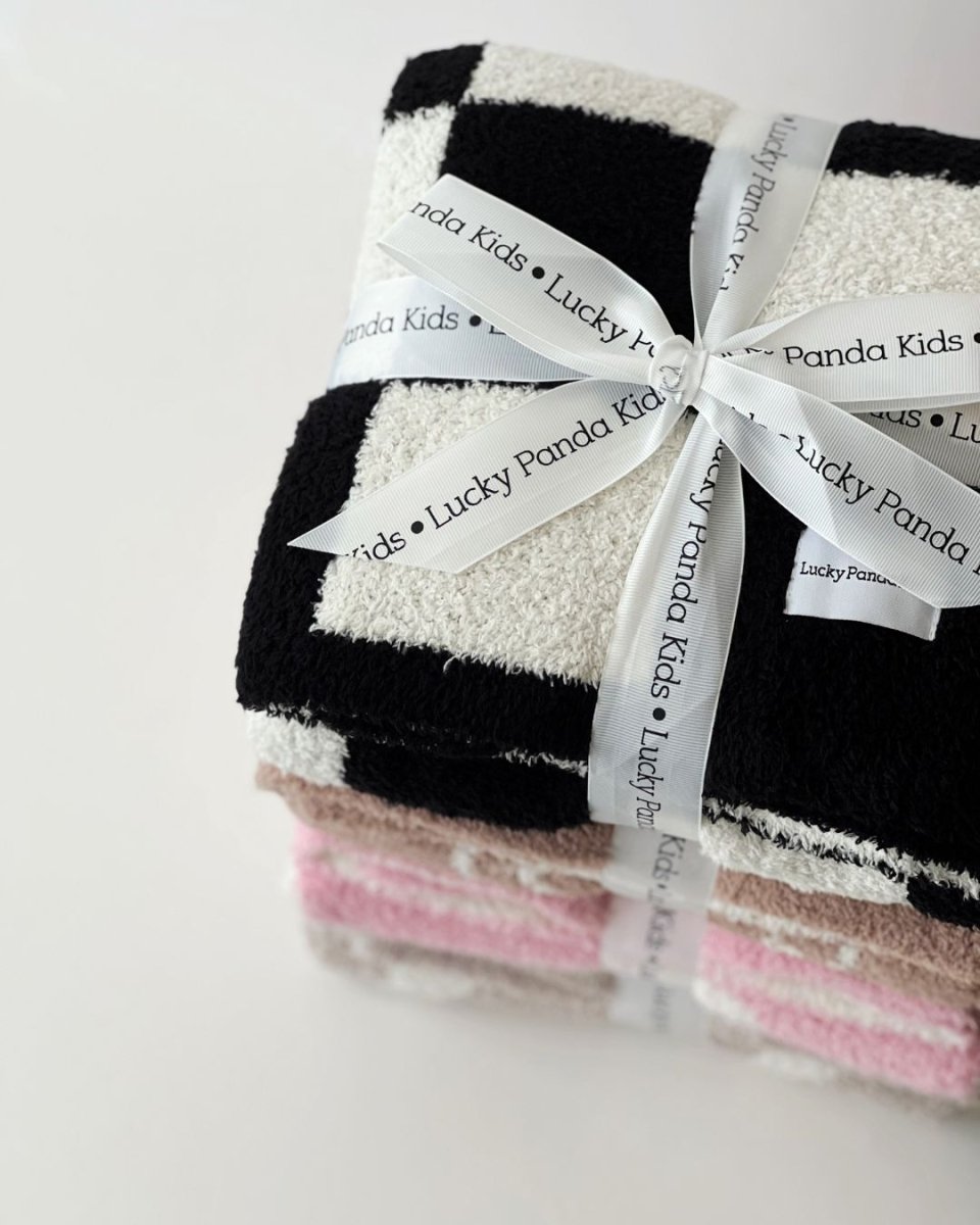 Checkered Plush Blanket | Black - LITTLE RAD THINGS