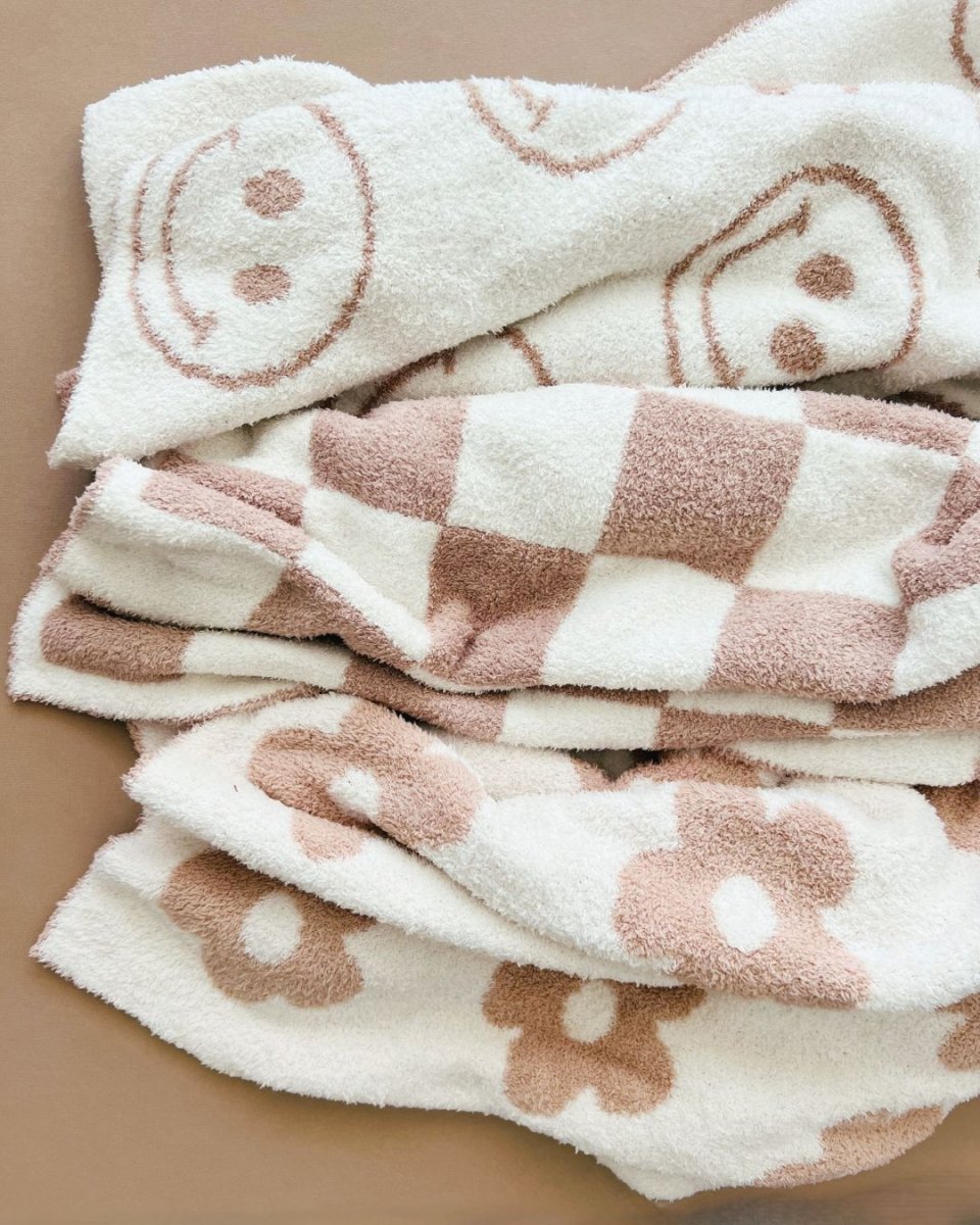 Checkered Plush Blanket | Latte - LITTLE RAD THINGS