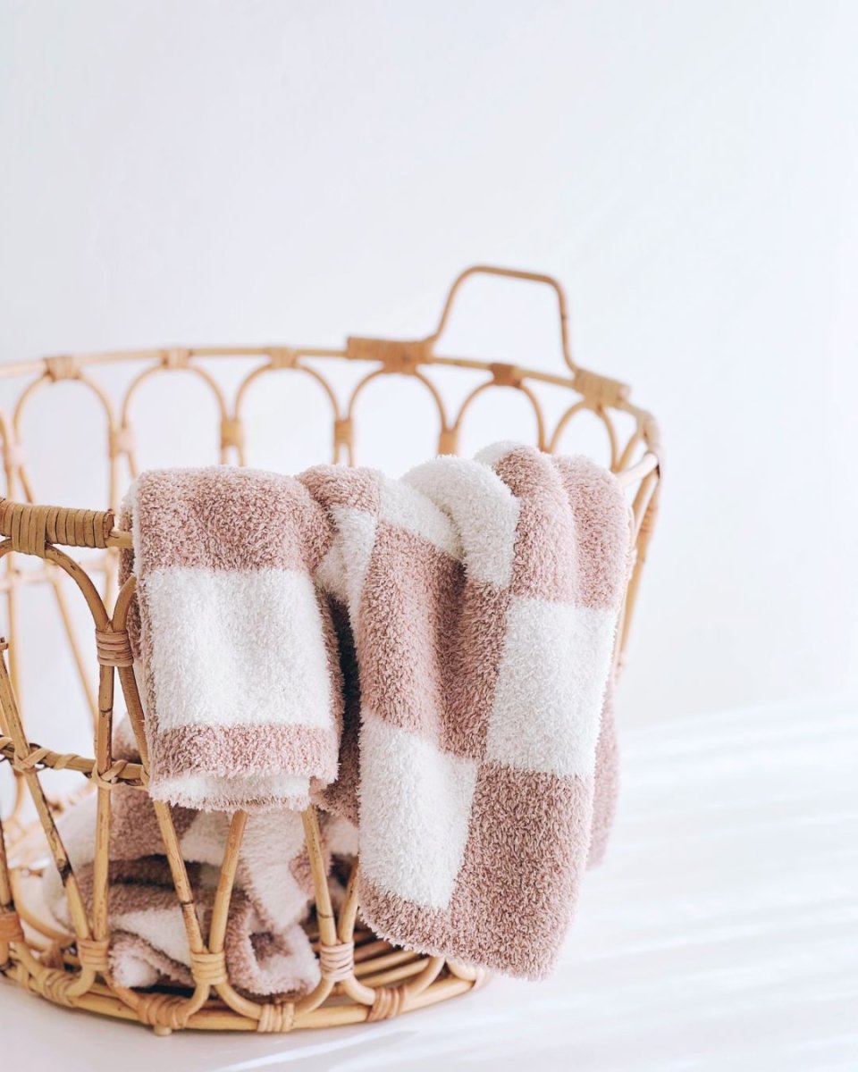 Checkered Plush Blanket | Latte - LITTLE RAD THINGS