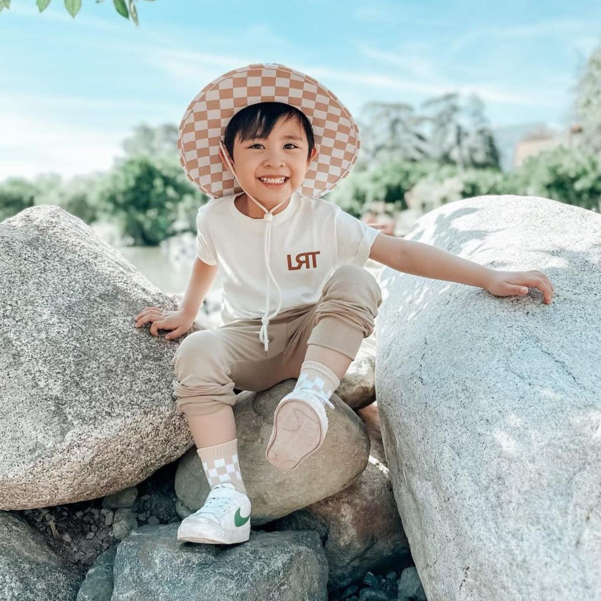 DOPE THREADS SWELL DAYS TEE - LITTLE RAD THINGS