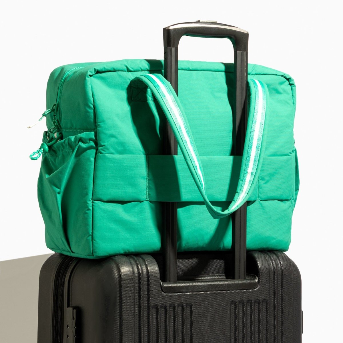 Kelly Motion Overnight Duffle - LITTLE RAD THINGS