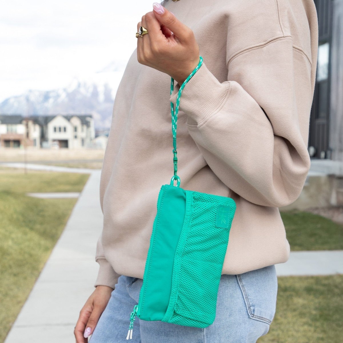 Kelly Motion Wristlet Pouch - LITTLE RAD THINGS