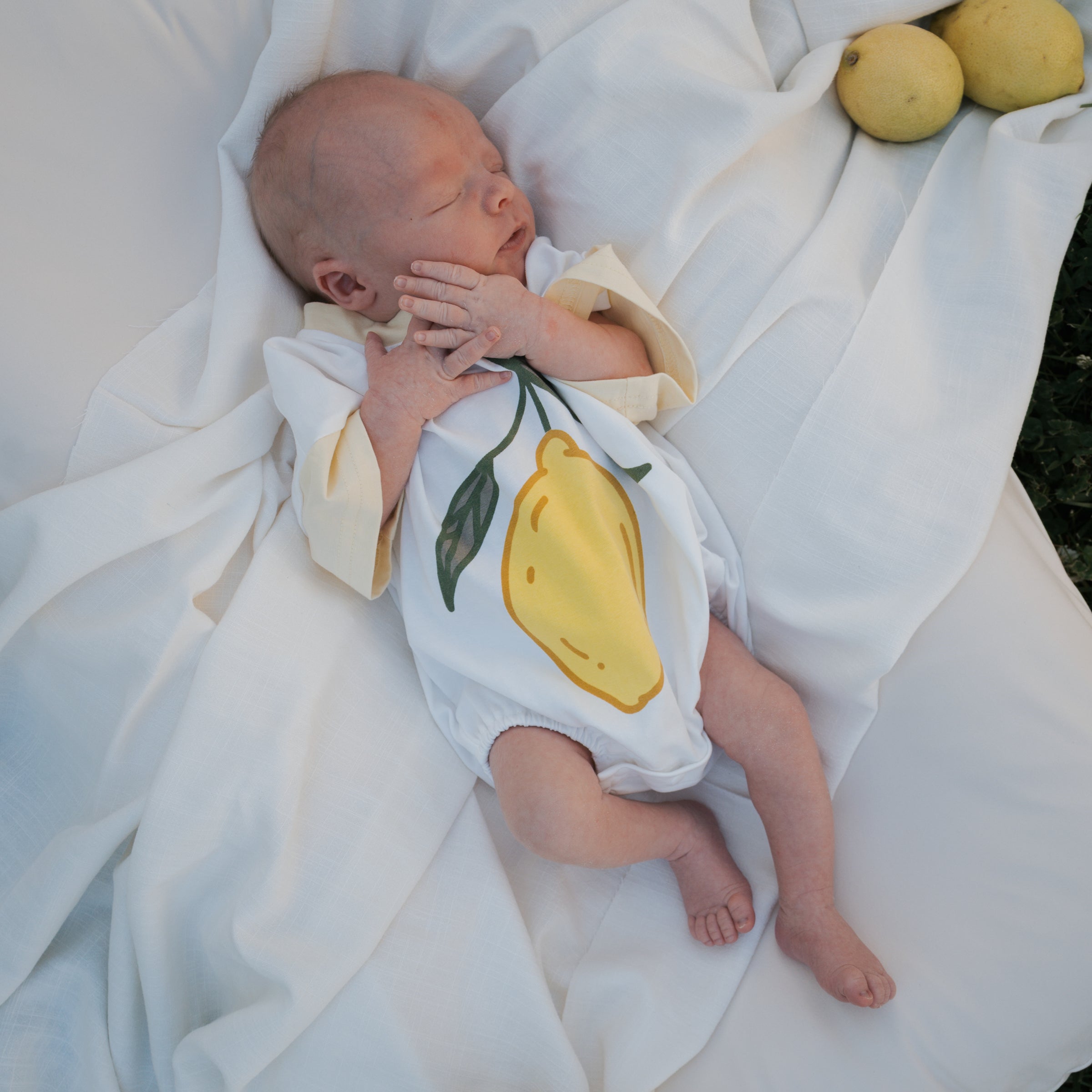 Short Sleeve Romper | Lemon