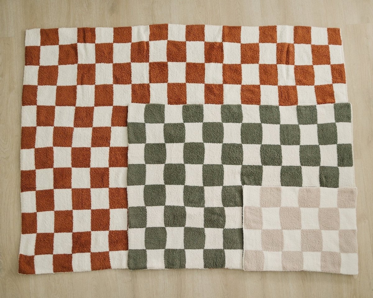 Rust Checkered Plush Blanket - LITTLE RAD THINGS