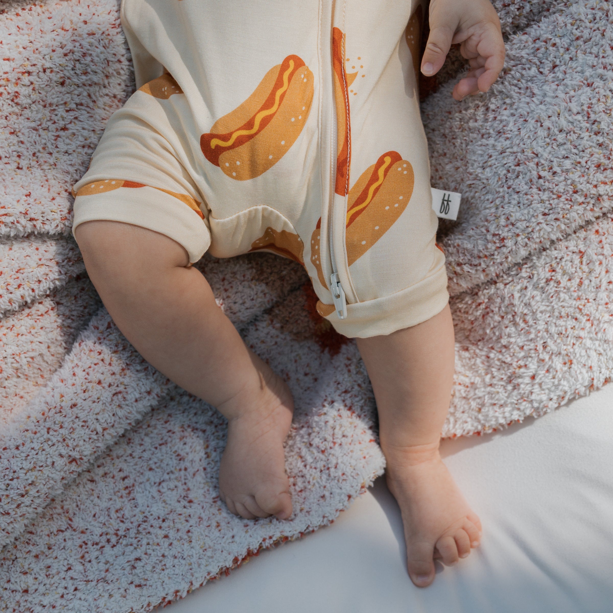Shortie Bamboo Zip | Hot Dogs