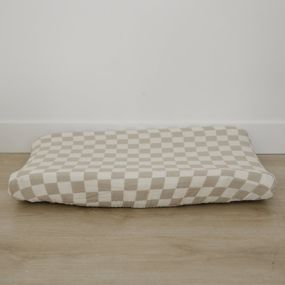 Taupe Checkered Muslin Changing Pad Cover - LITTLE RAD THINGS