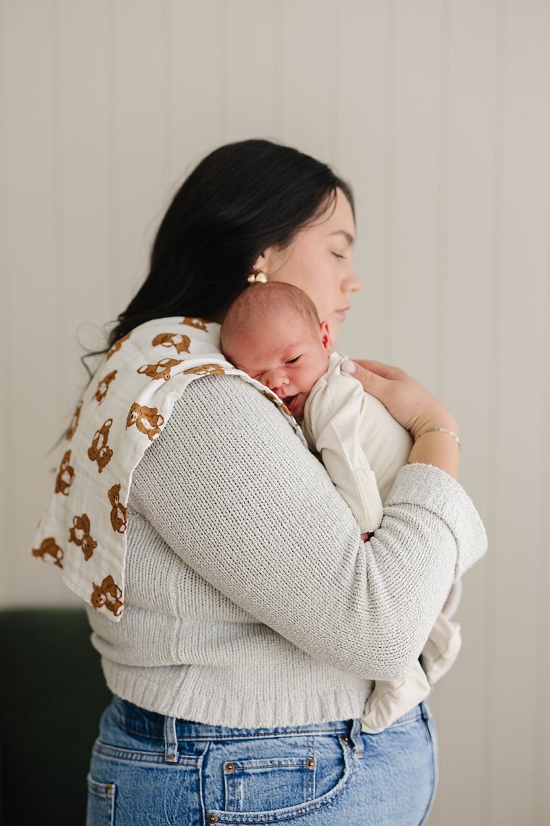 Teddy Bear Muslin Burp Cloth - LITTLE RAD THINGS