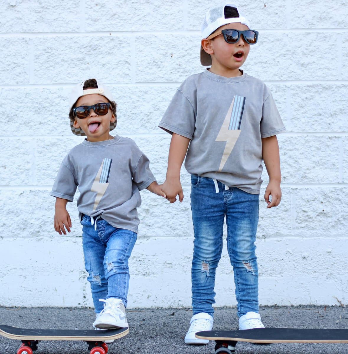 Graphite Spark Tee - LITTLE RAD THINGS