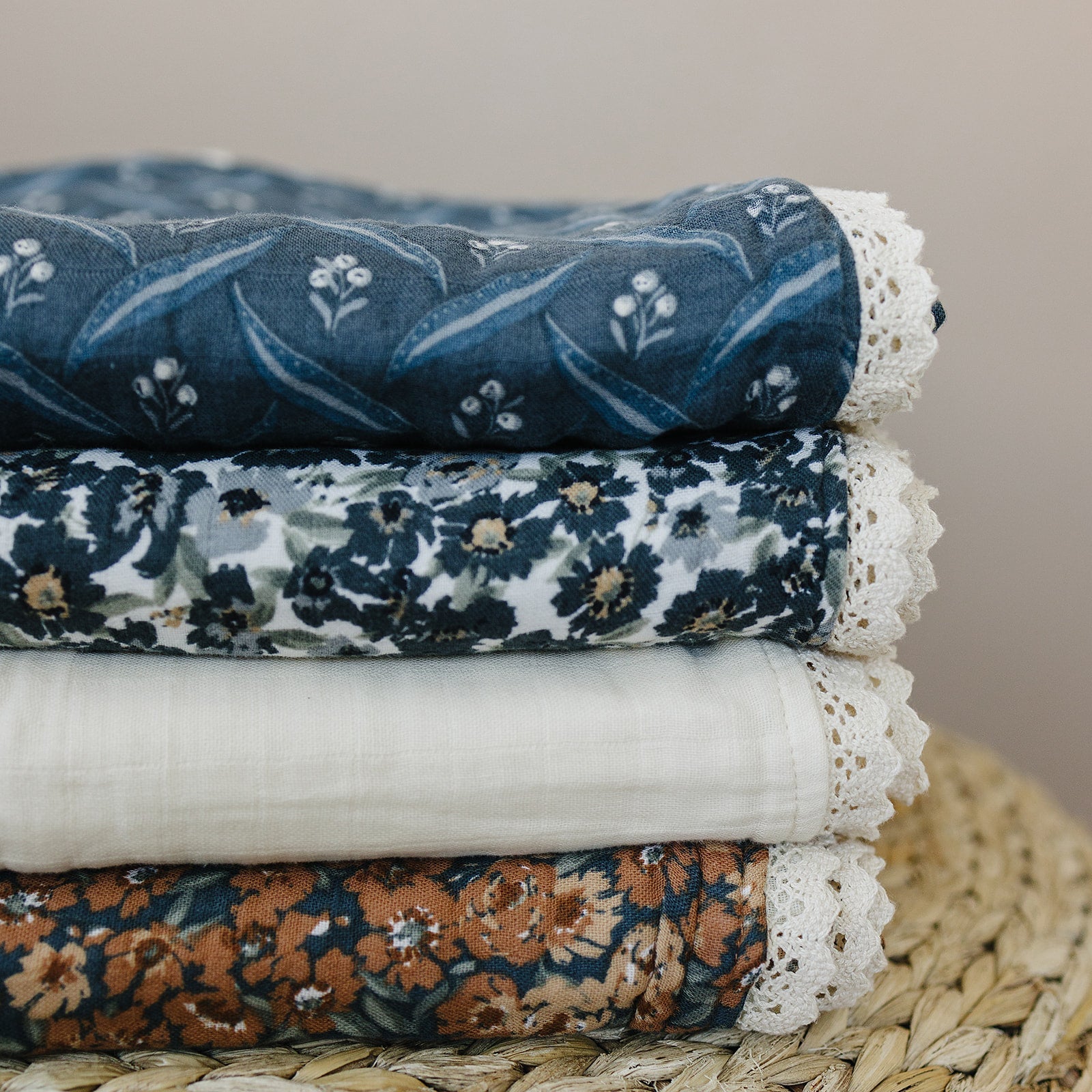 KIDS BEDDING