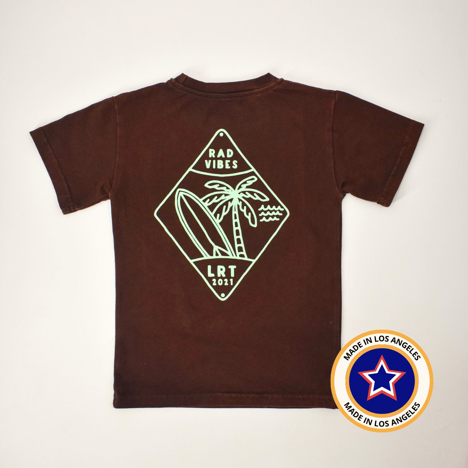 COCOA BEACH TEE - DARK BROWN MODERN AND TRENDY