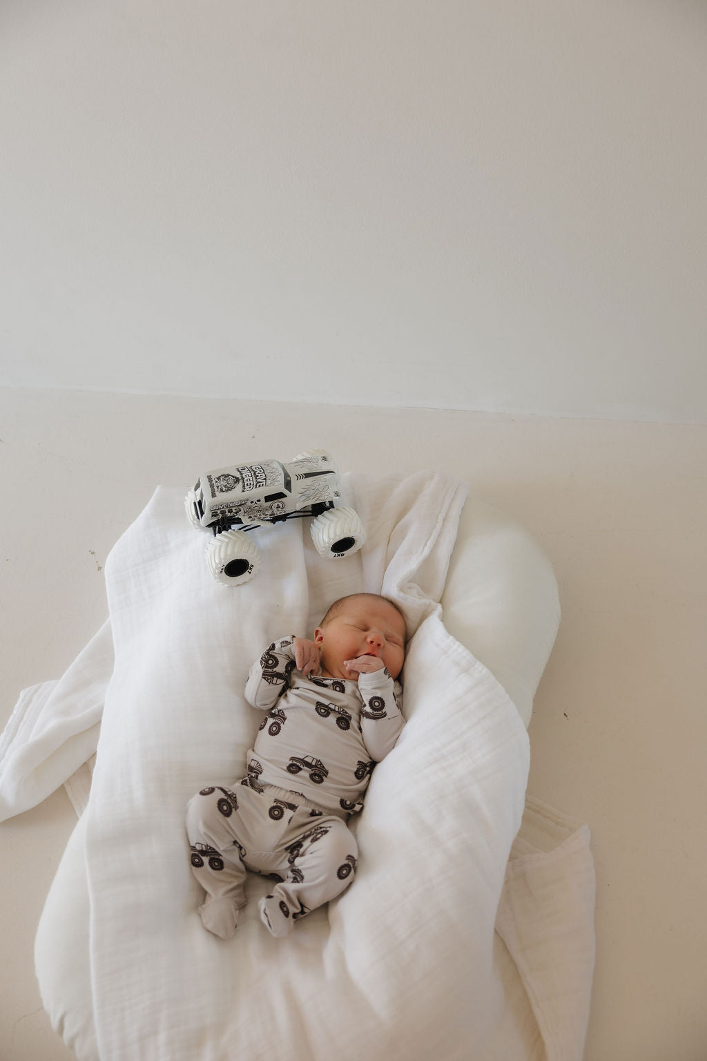 Sleepy Time Set | Monster Truck