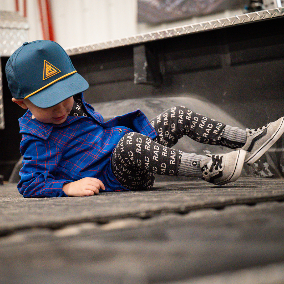 Vintage-inspired Kids Fast and Free Flannel for boys, eco-friendly and durable