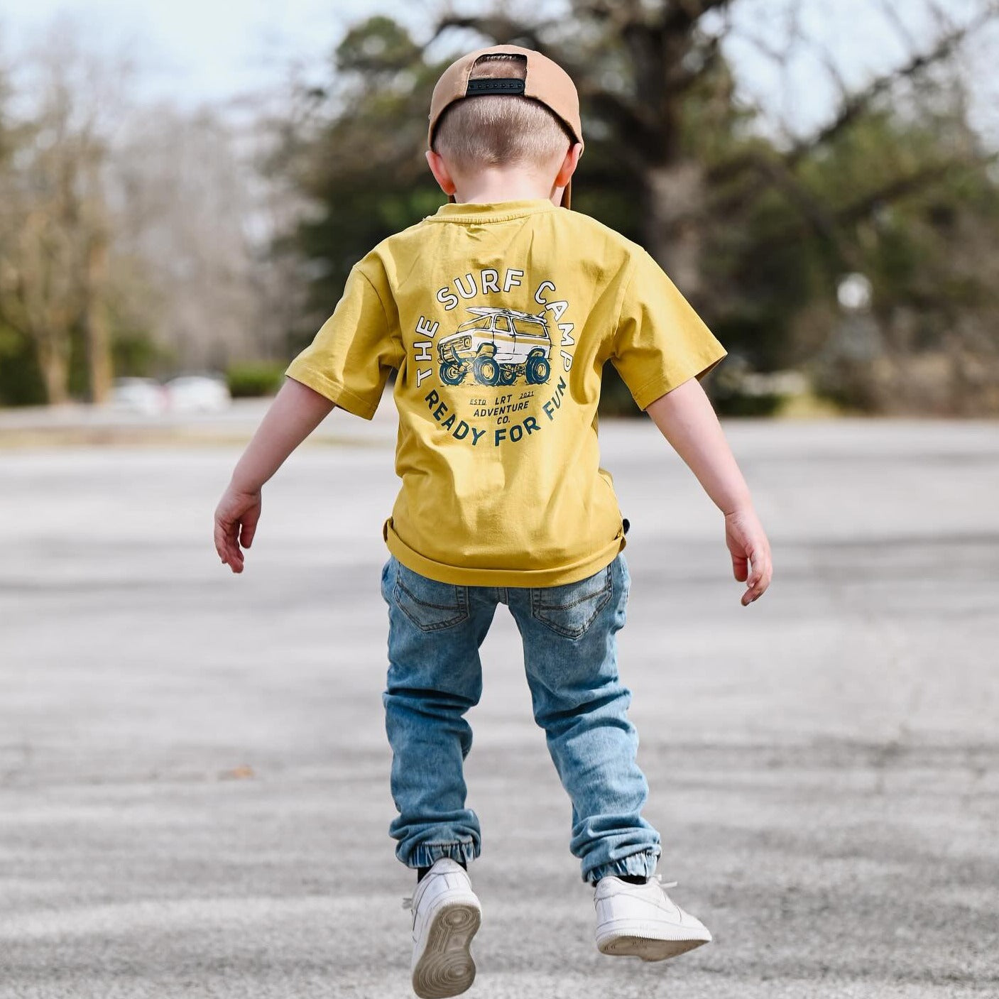 THE GOLD DUST SURF CAMP TEE - Little Rad Things