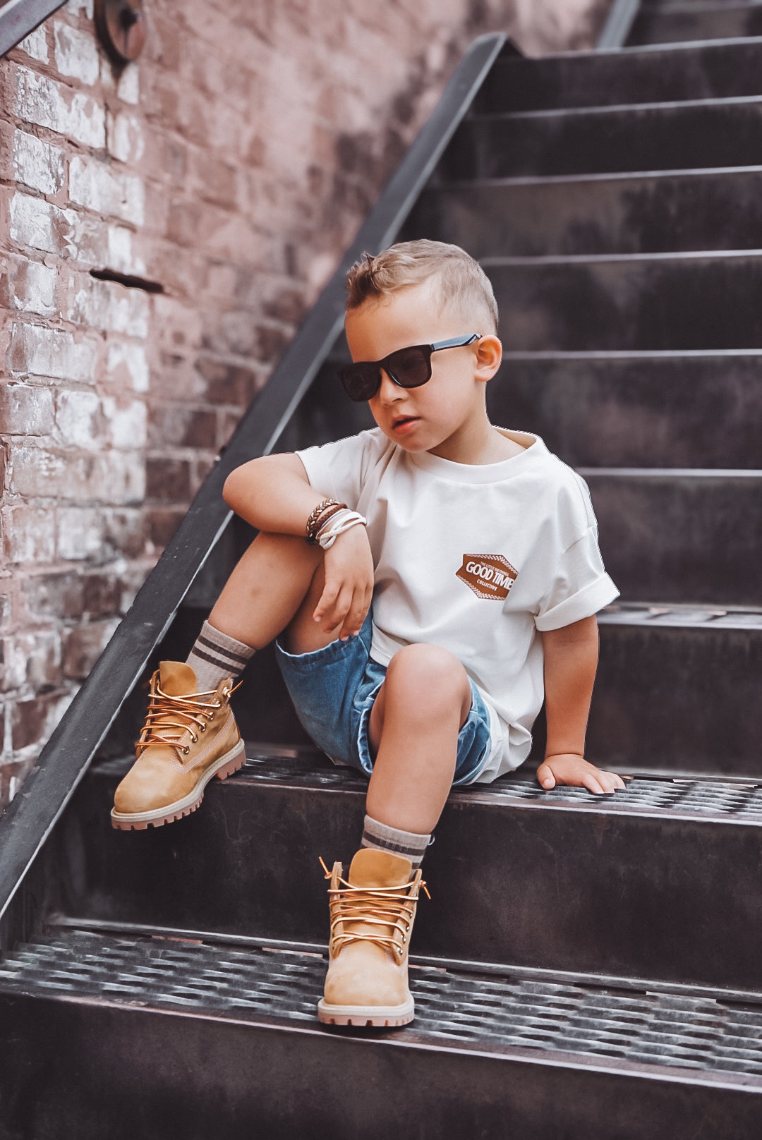 THE GOOD TIMES COLLECTIVE TEE - CREAM