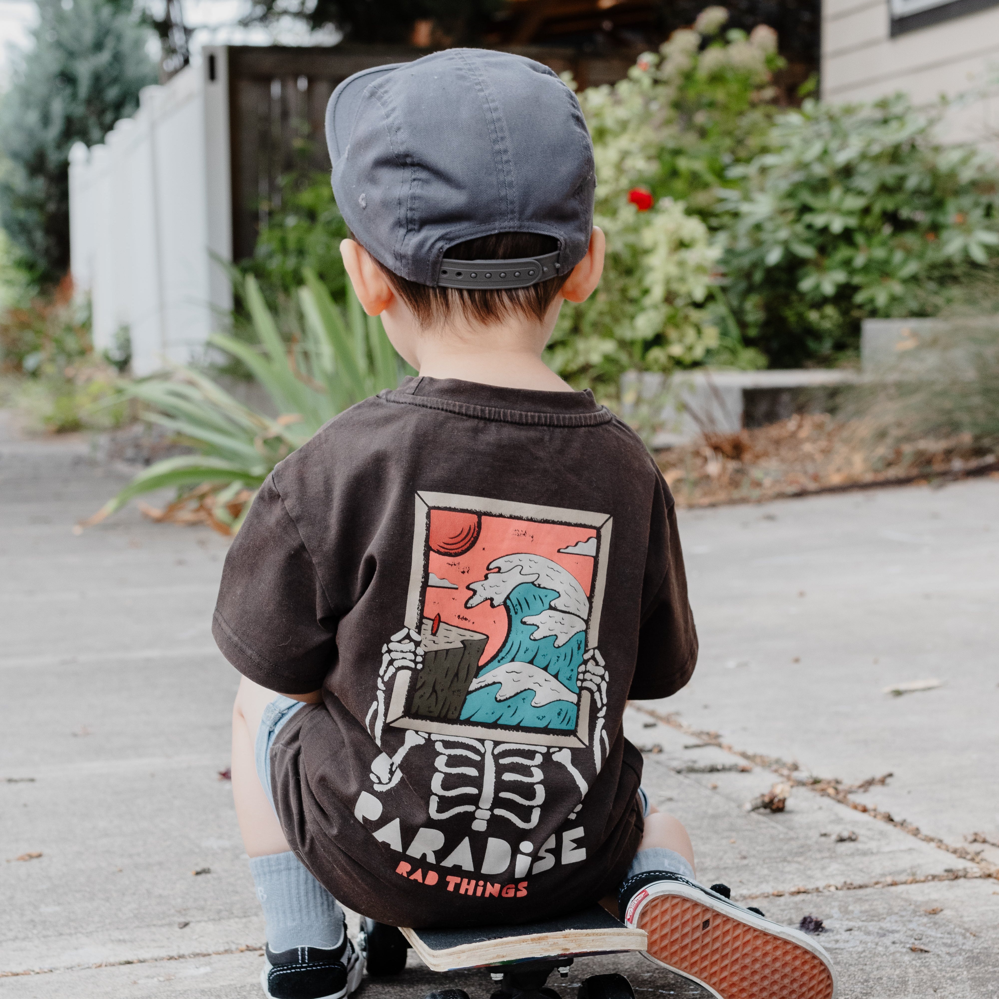 ANOTHER DAY IN PARADISE TEE - VINTAGE BROWN