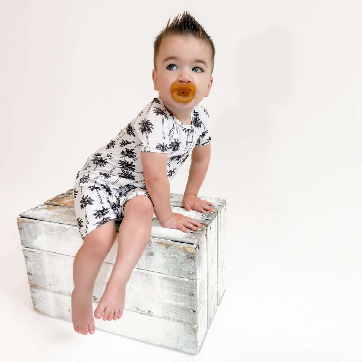 Bamboo Shorty Romper | Palm Style White - LITTLE RAD THINGS