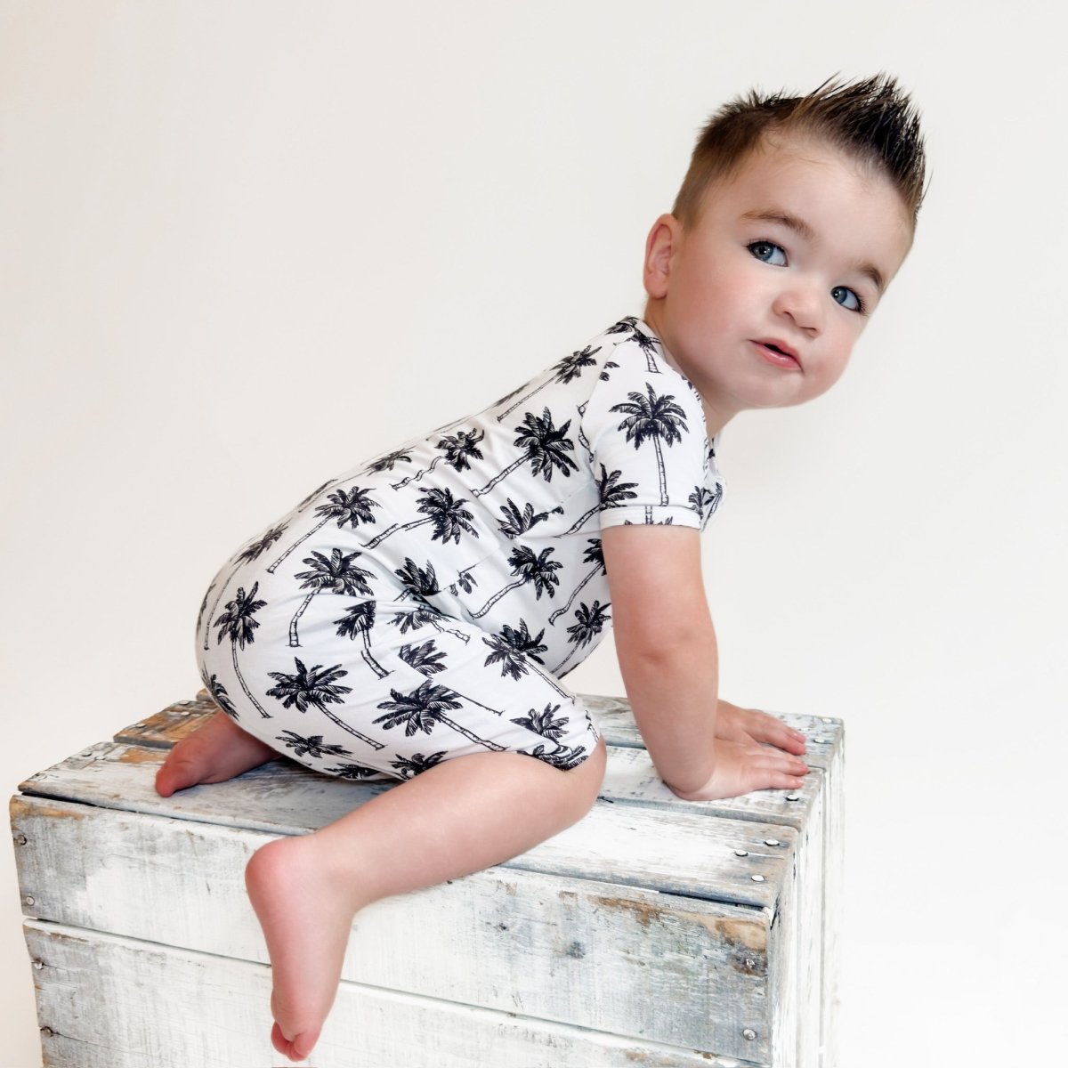 Bamboo Shorty Romper | Palm Style White - LITTLE RAD THINGS