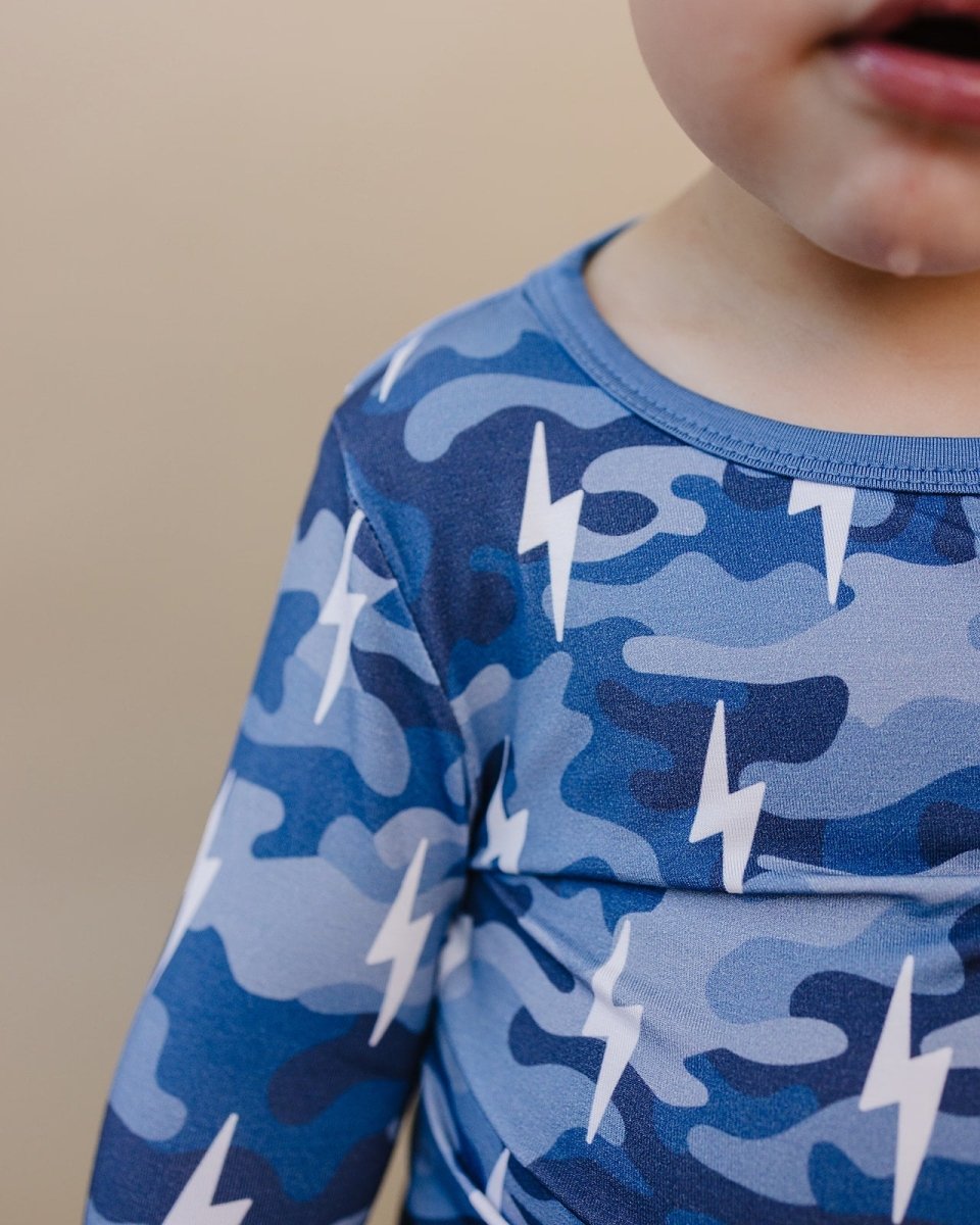 Bamboo Two Piece Set | Blue Camo Bolts - LITTLE RAD THINGS