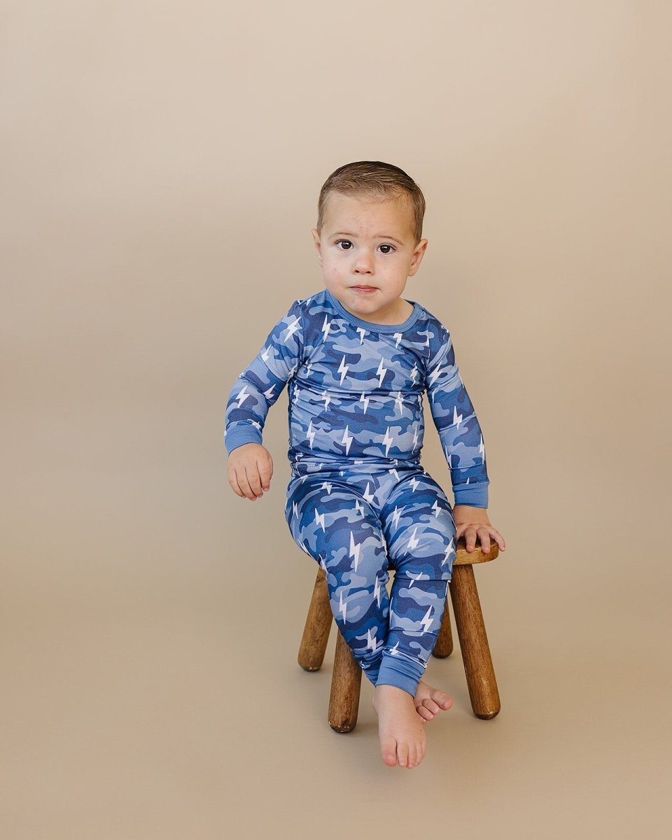 Bamboo Two Piece Set | Blue Camo Bolts - LITTLE RAD THINGS