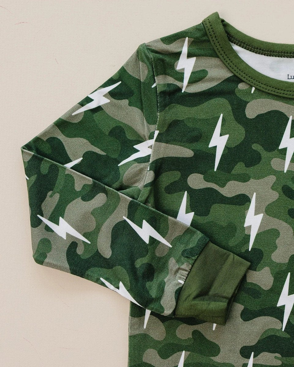 Bamboo Two Piece Set | Green Camo Bolts - LITTLE RAD THINGS