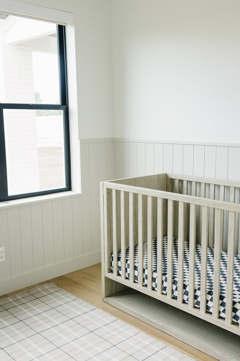 Charcoal Checkered Muslin Crib Sheet - LITTLE RAD THINGS