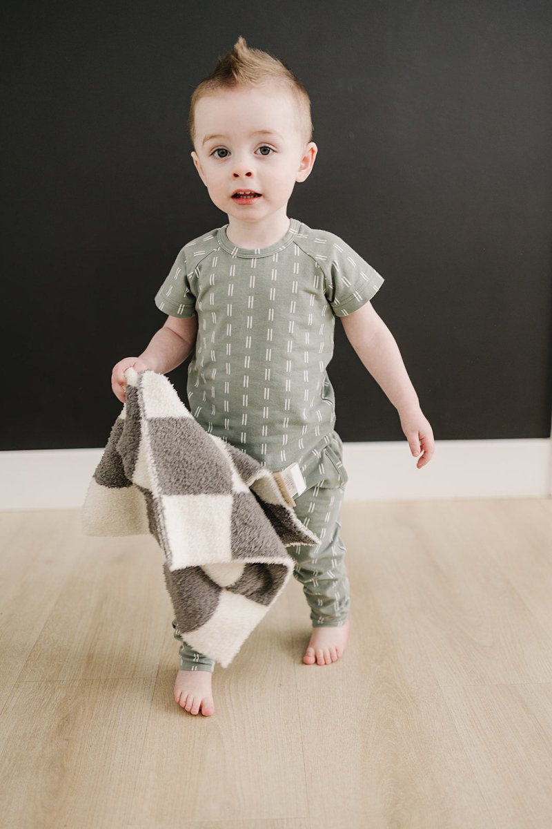 Charcoal Checkered Plush Blanket - LITTLE RAD THINGS