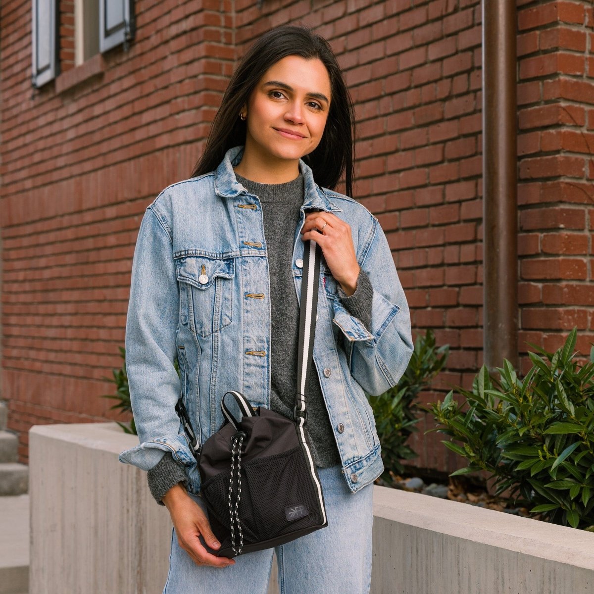 Jet Motion Bucket Crossbody - LITTLE RAD THINGS