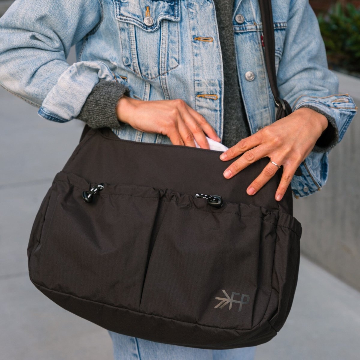 Jet Motion Carryall Tote - LITTLE RAD THINGS