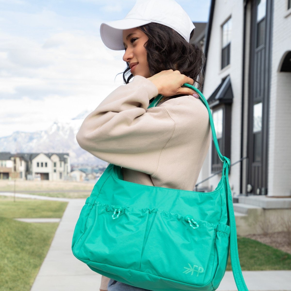 Kelly Motion Carryall Tote - LITTLE RAD THINGS