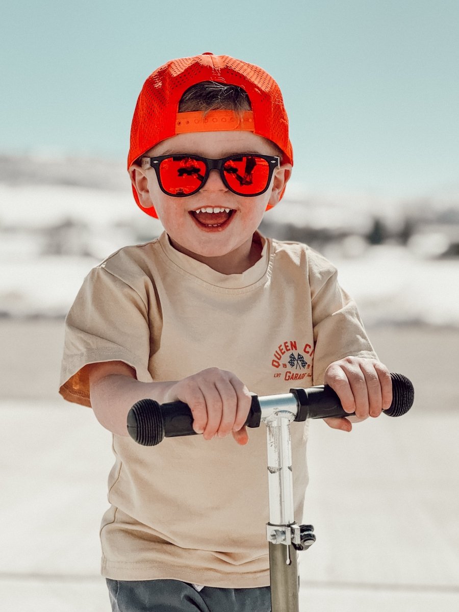 QUEEN CITY GARAGE TEE - VINTAGE CREAM - LITTLE RAD THINGS