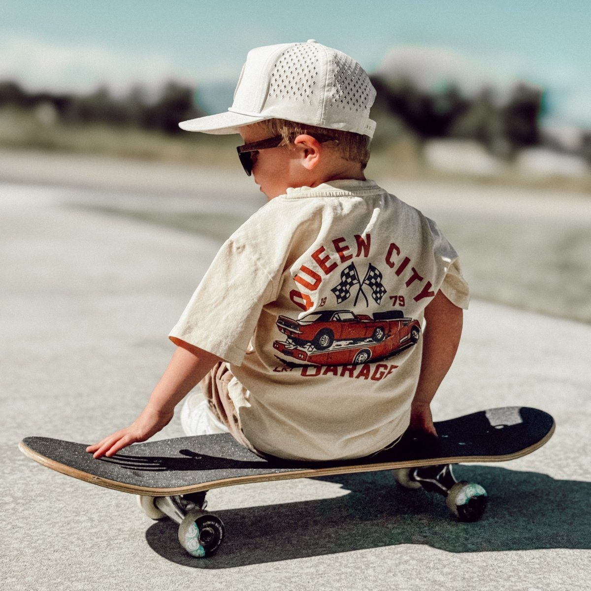 QUEEN CITY GARAGE TEE - VINTAGE CREAM - LITTLE RAD THINGS