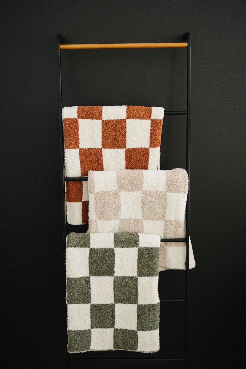 Rust Checkered Plush Blanket - LITTLE RAD THINGS