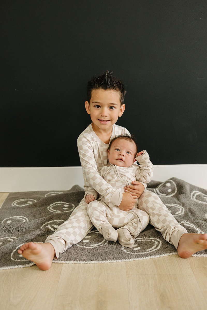 Taupe Checkered Bamboo Cozy Set - LITTLE RAD THINGS