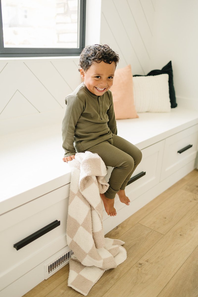 Taupe Checkered Plush Blanket - LITTLE RAD THINGS