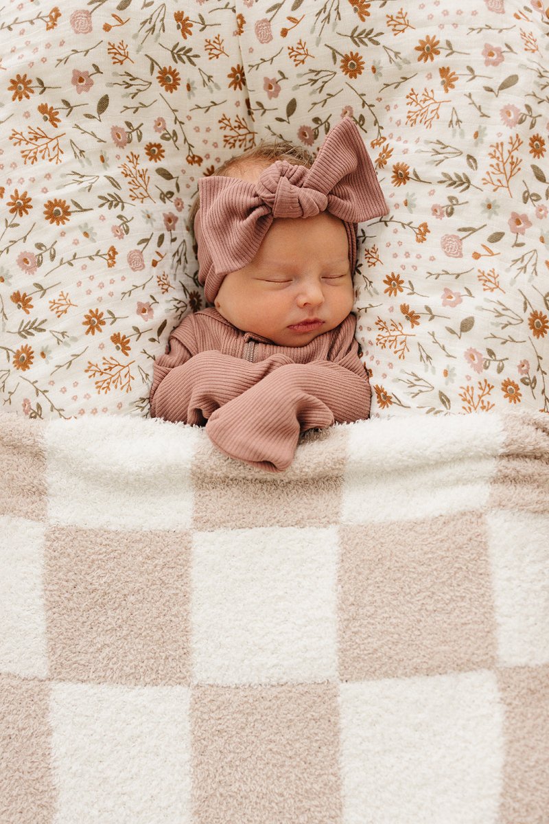 Taupe Checkered Plush Blanket - LITTLE RAD THINGS