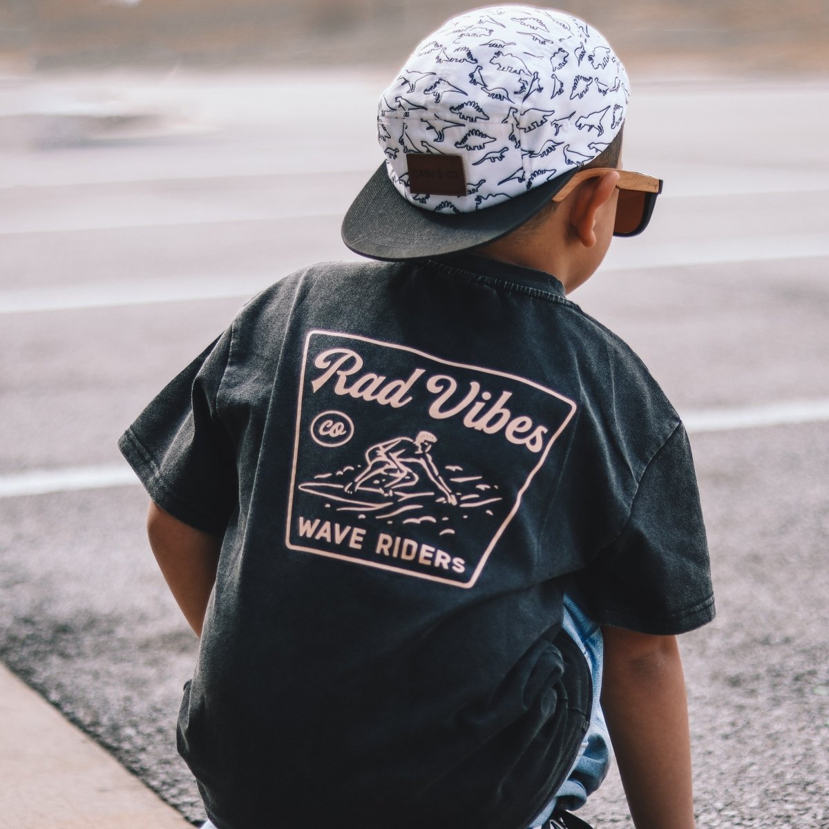 THE MAVERICKS TEE - FADED BLACK - LITTLE RAD THINGS